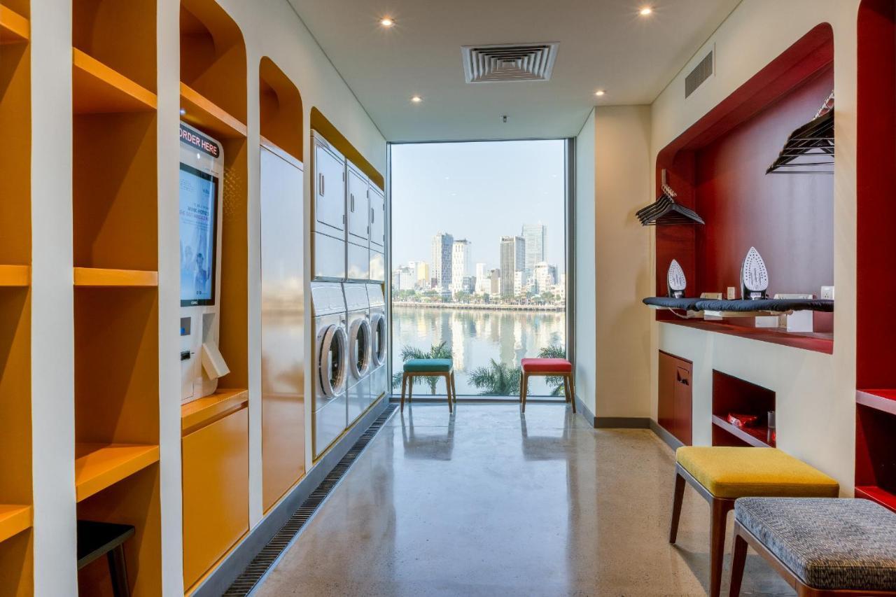 Wink Icon Hotel Danang Riverside - Luxury Suites - 24Hrs Stay & Rooftop Pool Bar Buitenkant foto