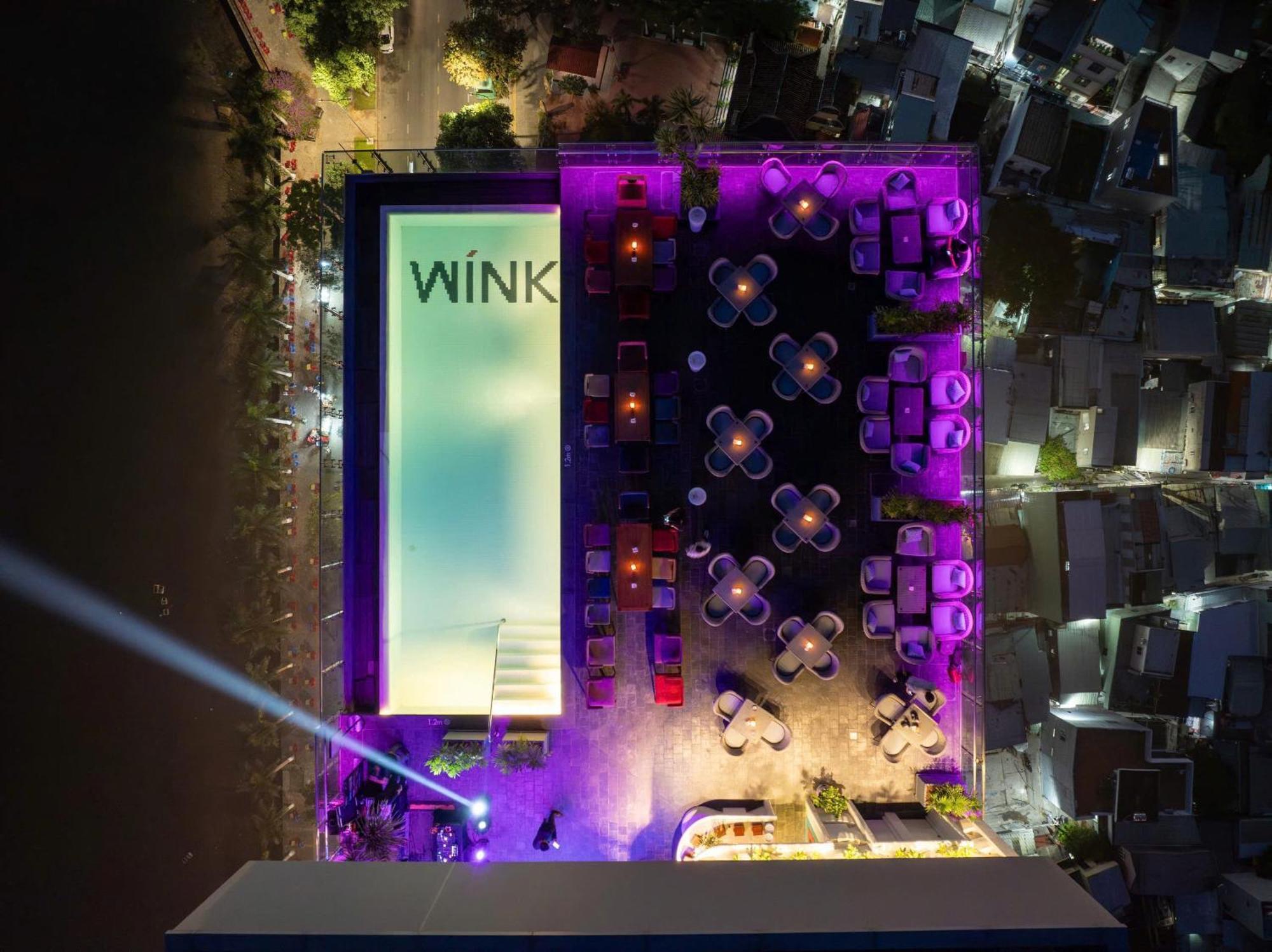 Wink Icon Hotel Danang Riverside - Luxury Suites - 24Hrs Stay & Rooftop Pool Bar Buitenkant foto
