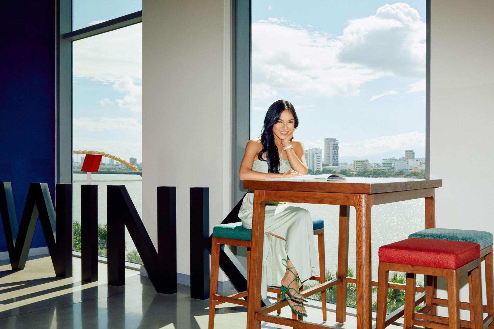 Wink Icon Hotel Danang Riverside - Luxury Suites - 24Hrs Stay & Rooftop Pool Bar Buitenkant foto
